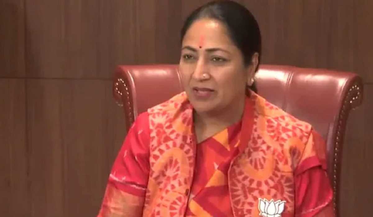 मुस्तफाबाद हादसे के बाद सीएम रेखा गुप्ता की चेतावनी, अवैध निर्माण करने वालों की खैर नहीं